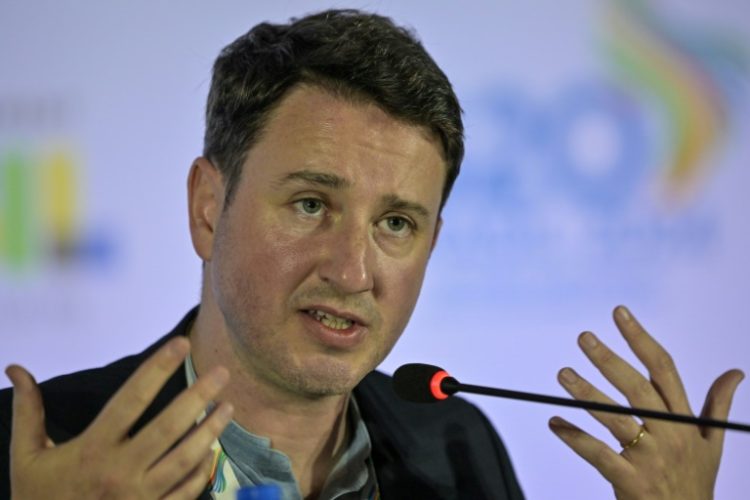 French economist Gabriel Zucman speaks during a press conference on the sidelines of a G20 finance ministers meeting in Sao Paulo, Brazil. ©AFP