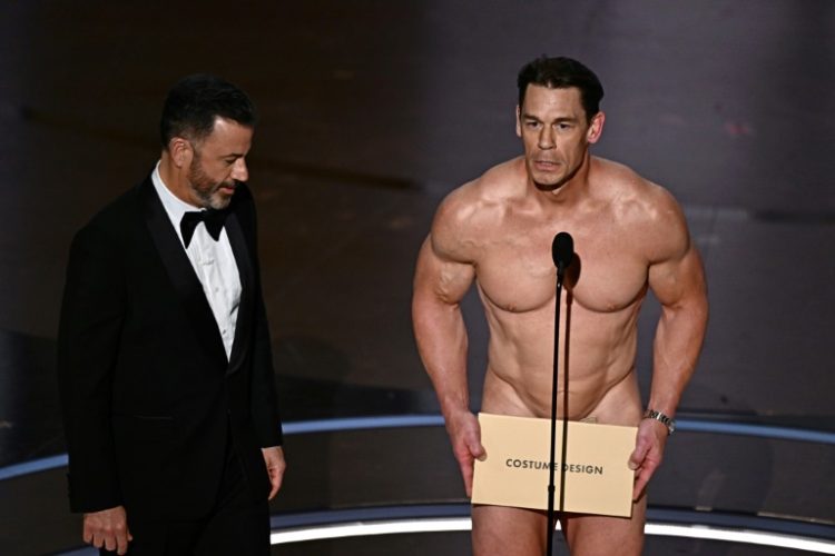 The Oscars, hosted by Jimmy Kimmel, featured a funny skit involving an (almost) naked John Cena. ©AFP