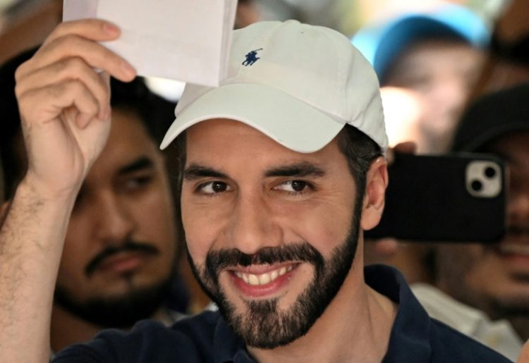 El Salvador's President Nayib Bukele said that his country has stored $406.6 million in bitcoin in an offline 'cold wallet'. ©AFP