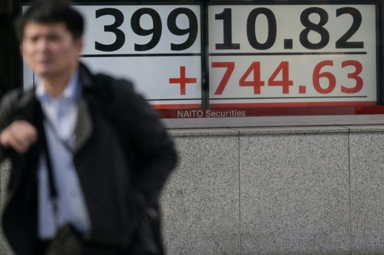 The Tokyo Stock Exchange came close to striking 40,000 points . ©AFP