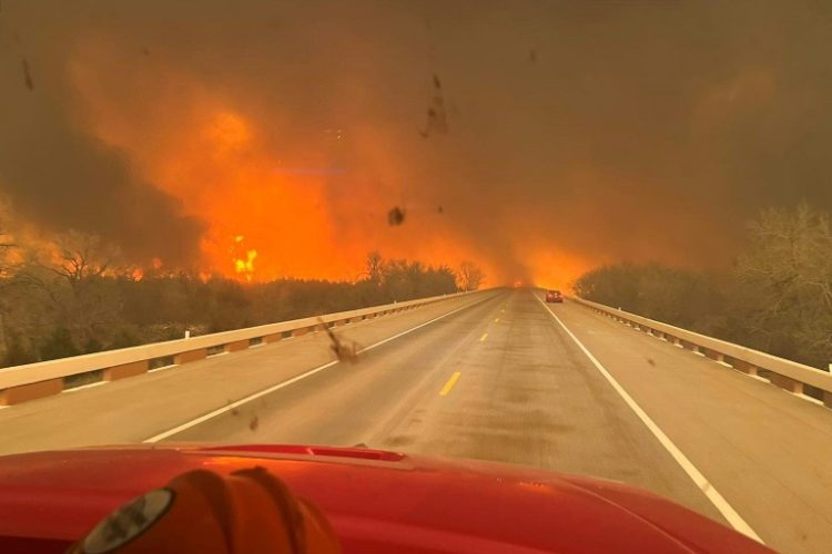 The Smokehouse Creek fire consumed a million acres (400,000 hectares) and destroyed hundreds of homes. ©AFP