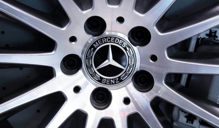 The superior regional court in Stuttgart found that Mercedes staff deliberately fitted unauthorised devices to rig emissions levels in some models. ©AFP