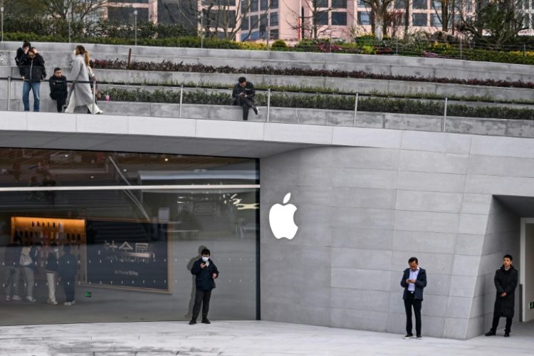 China is a key market for Apple, which last year topped the country's smartphone market for the first time. ©AFP