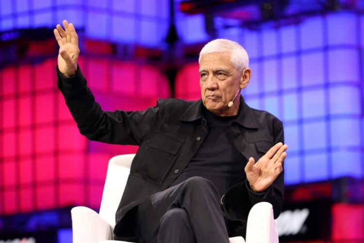 Vinod Khosla, founder of Khosla Ventures, speaks on a panel on the main stage during the 2024 Collision tech conference in Toronto, Canada. ©AFP