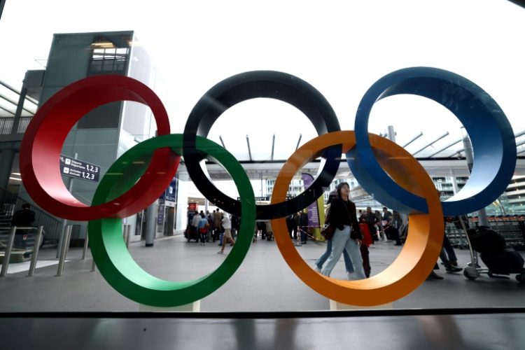 Olympic rings on display at Paris' Orly airport - but fewer visitors to the Games are renting privately-owned apartments than expected. ©AFP