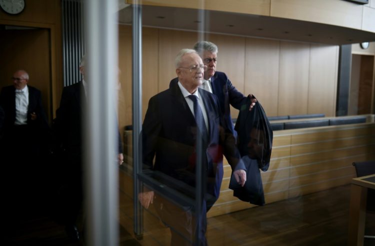 Former Volkswagen CEO Martin Winterkorn arrives for the start of his trial. ©AFP