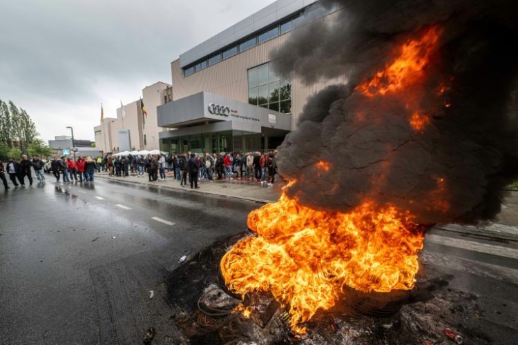 Audi is considering closing its plant in Brussels, a move analysts say is symptomatic of the troubles afflicting Europe's wider electric car industry. ©AFP