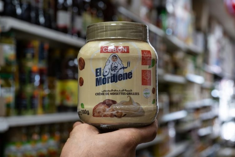 A store in Marseille sold El Mordjene hazelnut spread for 30 euros. ©AFP