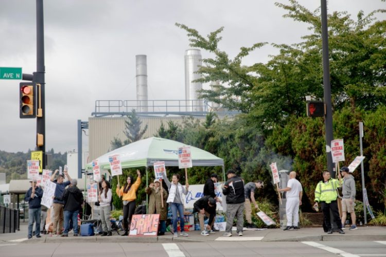 Boeing had been hopeful about averting a strike after reaching a preliminary deal that included a 25 percent general wage increase over four years. ©AFP