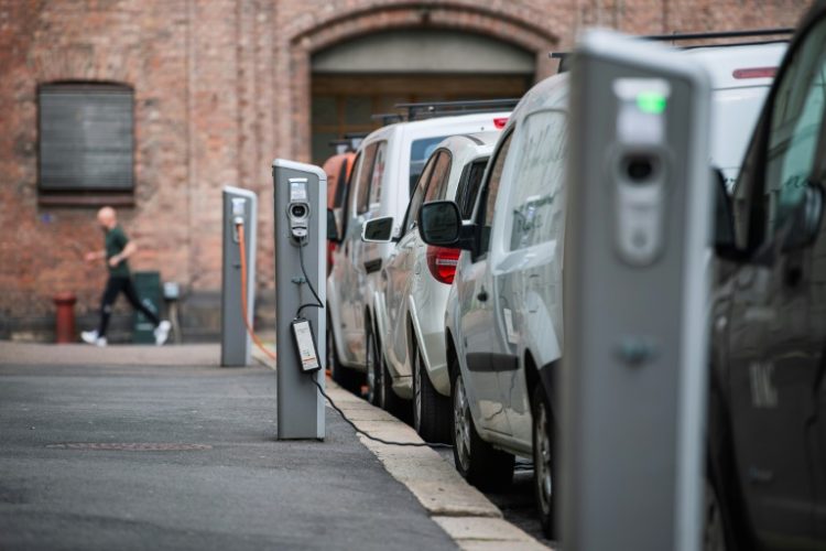 Norway aims to only sell zero-emissions cars by next year. ©AFP