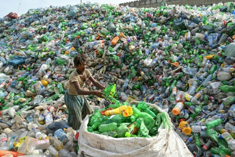 Countries hope to reach the world's first treaty to end plastic pollution later this year. ©AFP