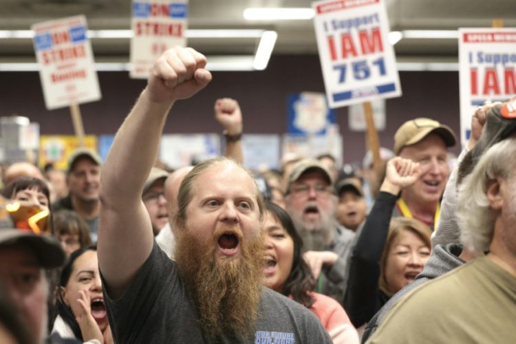 Boeing workers have been picketing since September 13, 2024 as they seek higher wages and a restoration of their pensions. ©AFP