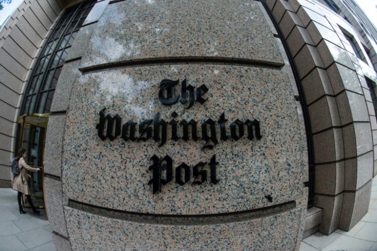 The Bezos-owned Washington Post was expected to endorse Kamala Harris, but declined. ©AFP