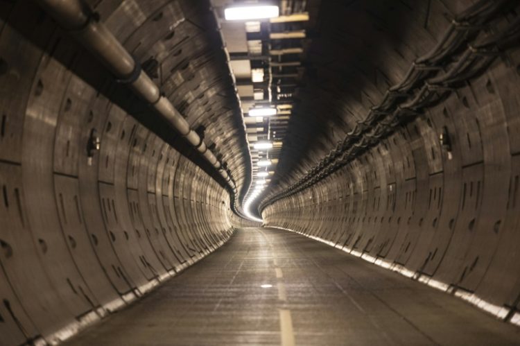 AI adoption is being handled with extra caution in highly regulated sectors, like operations for the Channel Tunnel. ©AFP