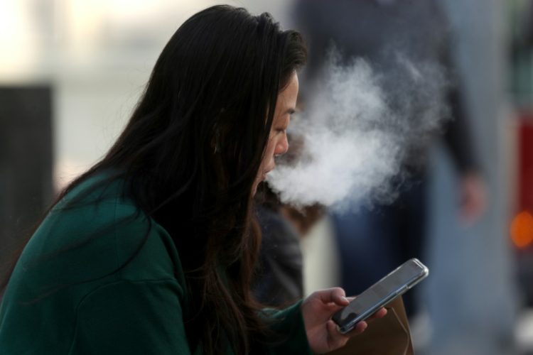 Dutch court backs ban on sweet-flavoured e-cigarettes. ©AFP