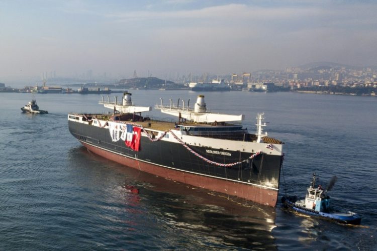 The Neoliner Origin, with its massive masts as yet unfurled . ©AFP