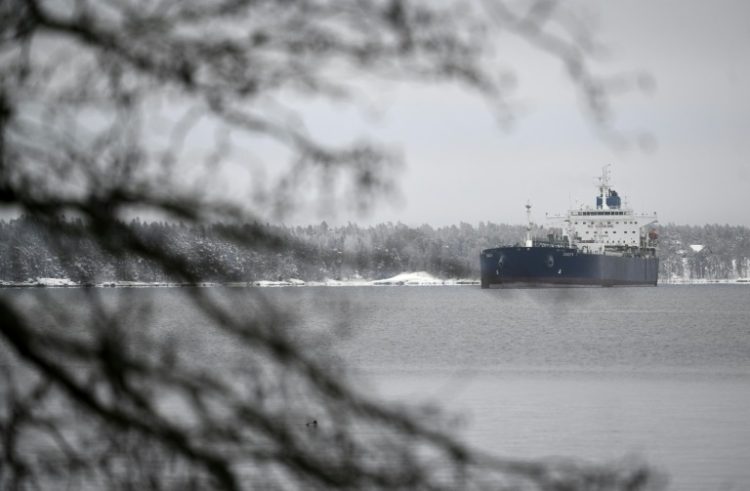 Oil tanker Eagle S is suspected of sabotaging cables linking Finland and Estonia. ©AFP