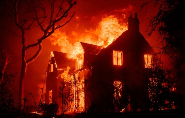 The report, providing a view of the homeowners insurance market, comes as a climate-related crisis unfolds in Los Angeles. ©AFP