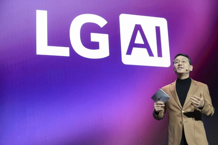 LG Electronics CEO William Cho takes part in a CES press event where announcements included a strategic partnership with Microsoft when it comes to artificial intelligence capabilities in its line-up of consumer electronics. ©AFP