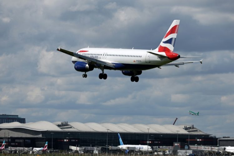 Greenpeace warned expanding Heathrow would increase "noise, air pollution and climate emissions". ©AFP