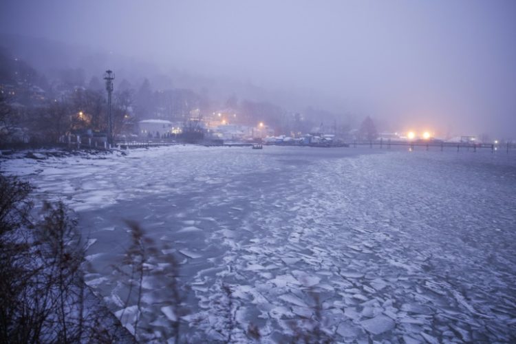 Harsh weather in January was likely behind a pullback in retail sales, analysts expect. ©AFP