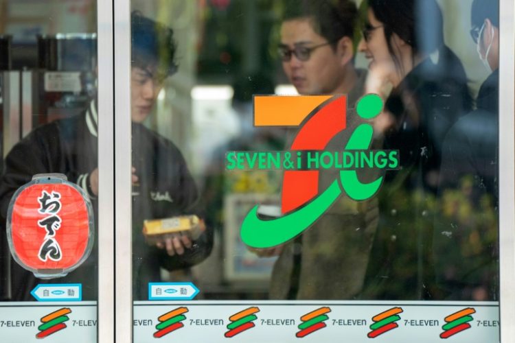 With around 85,000 outlets, 7-Eleven is the world's biggest convenience store brand. ©AFP