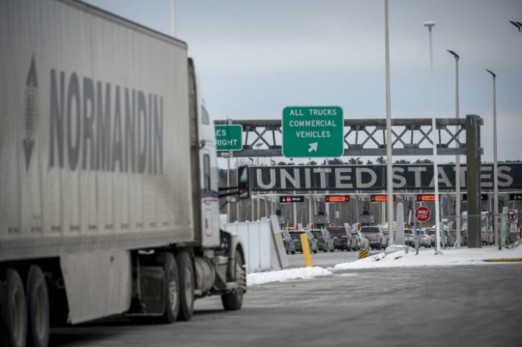 Investors fear Trump's trade wars will put the brakes on global economic growth. ©AFP