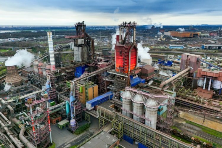 The blast furnace of German industrial conglomerate Thyssenkrupp Steel Europe AG in Duisburg, western Germany. ©AFP