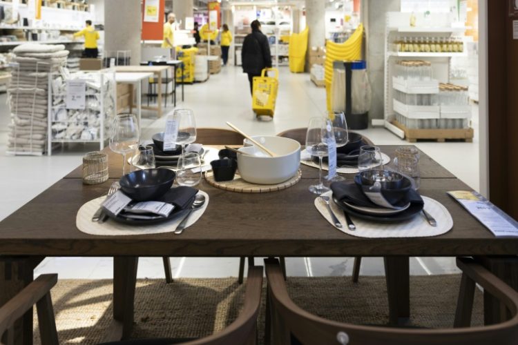 Some 92 percent of Ikea customers shop both online and in-store. ©AFP