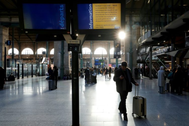 Traffic at the Paris Gare du Nord train station was halted after a World War II bomb was found on tracks leading to France's busiest terminal. ©AFP