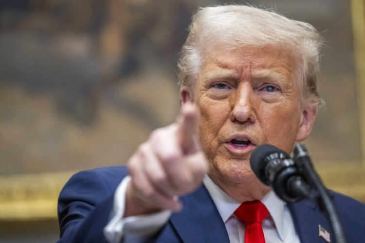 Donald Trump imposed fresh tariffs against China, and suggested that tariffs against Mexico and Canada would go ahead. ©AFP