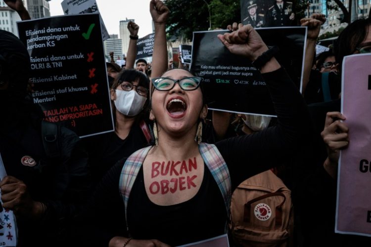 The outpouring of discontent from young Indonesians has coincided with student-led protests against government budget cuts. ©AFP