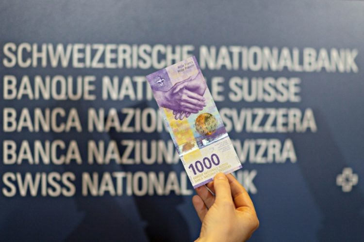 Cash may no longer be king in Switzerland but it may soon be constitutionally protected. ©AFP