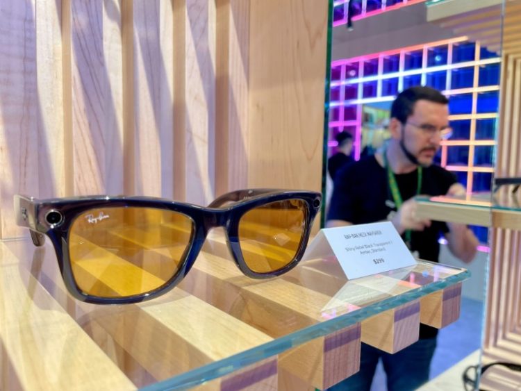 Ray-Ban and Meta's connected glasses saw success in 2024. ©AFP